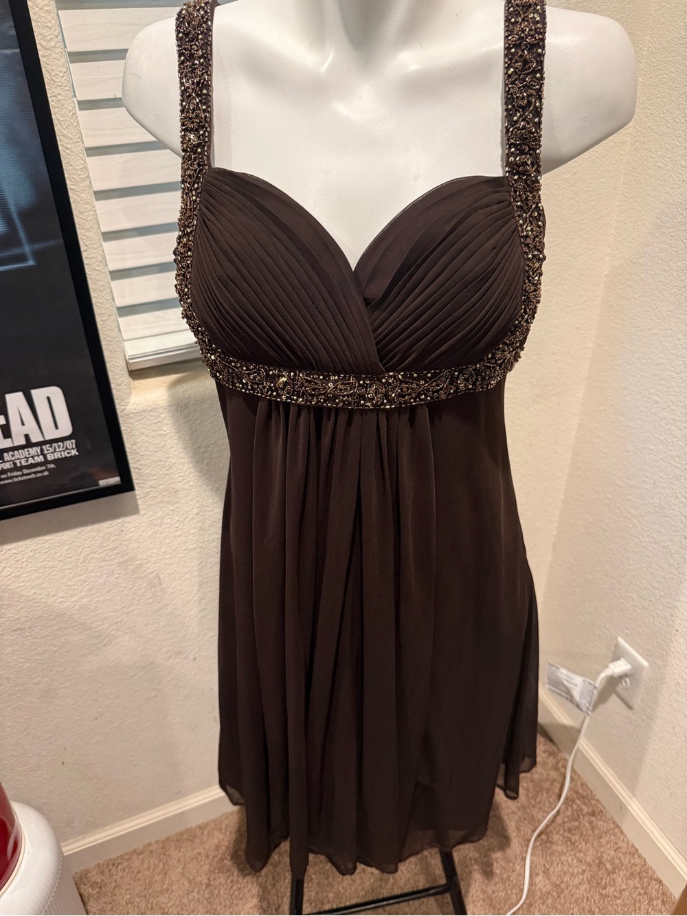 Xscape by Joanna Chen Beads Sequins Formal dress